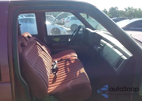 1988 Chevrolet Gmt-400 C1500 из США, поврежденный, VIN 2GCEC19KXJ1218315